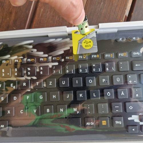 Logitech K360 Wireless Keyboard, limited edition, German layout