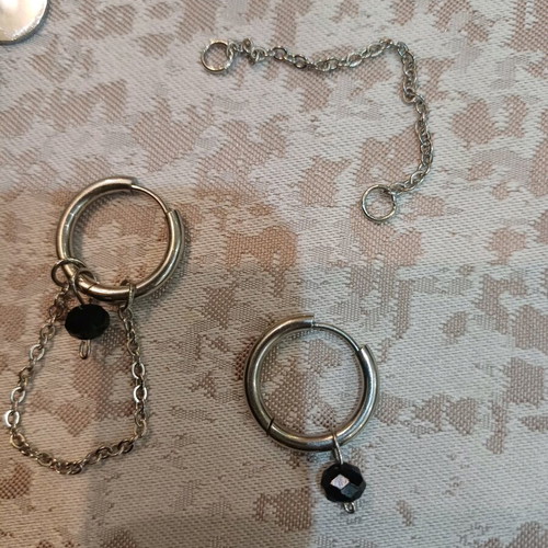 Jewelry set new, two necklaces and earrings