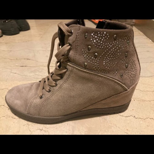 Imac beige anatomical glossy wedge boots used, suede and leather, size 37