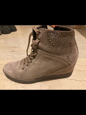 Imac beige anatomical glossy wedge boots used, suede and leather, size 37