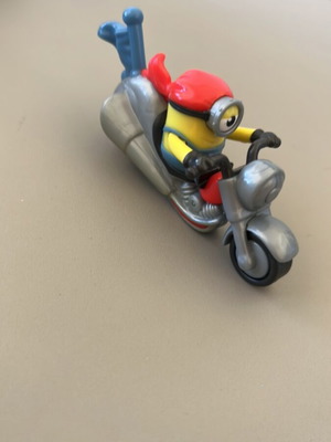 Minion on Motorcycle from Kinder Surprise Collection like new