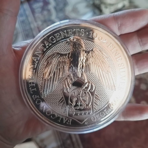 Queens Beast's Falcon 10oz silver coin new