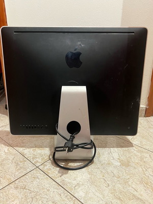 Mac 2008 used, works without display, includes power cable