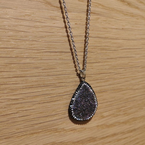 Necklace long impressive new, black and silver