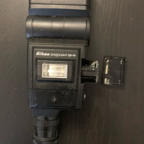 Nikon Speedlight SB-16 flash used