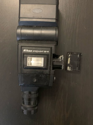 Nikon Speedlight SB-16 flash used