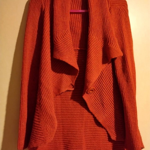 Wool cardigan like new, red, size M