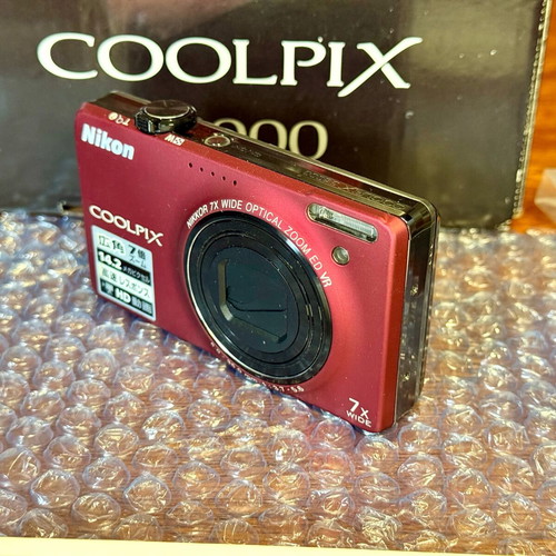 Nikon COOLPIX S6000 Red 14.2MP Digital Camera
