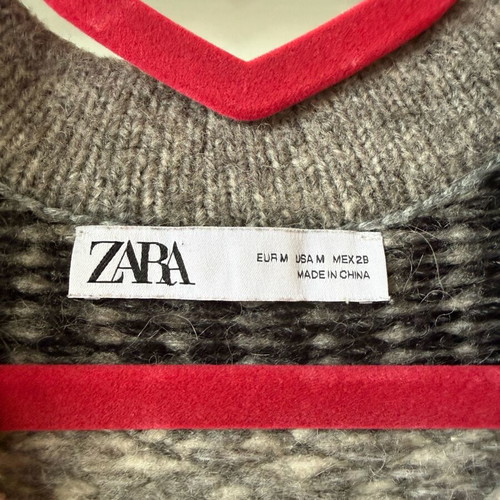 Zara jacquard knitted sweater like new with alpaca