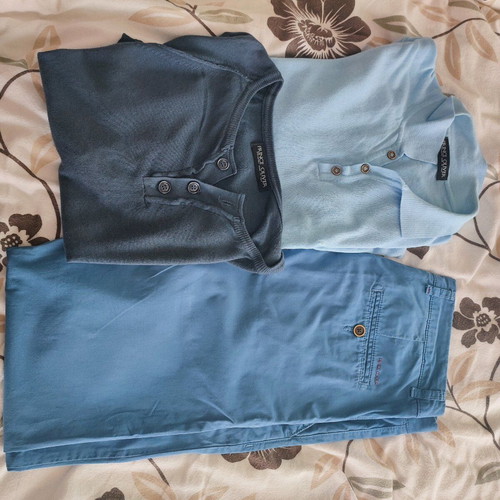 Chino pant and 2 plain T-shirts like new, size M, blue