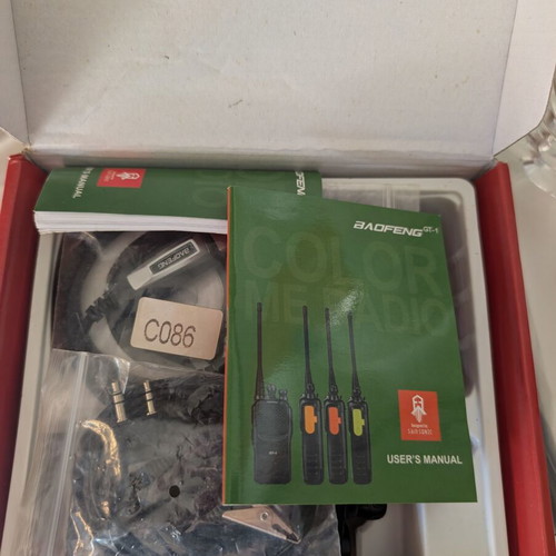 Baofeng GT-1 wireless walkie talkie set like new, 2 pieces