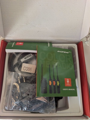 Baofeng GT-1 wireless walkie talkie set like new, 2 pieces