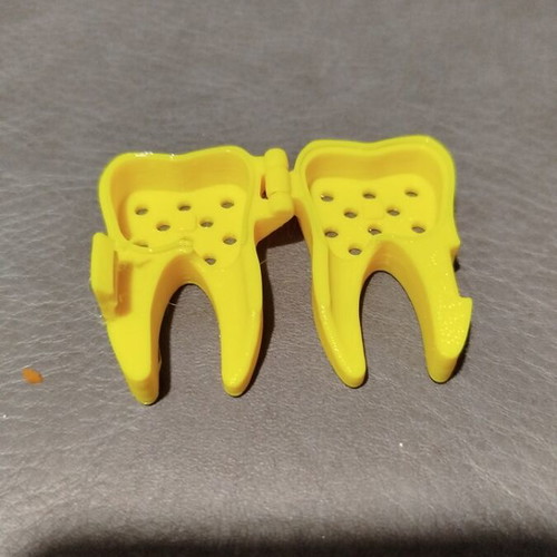 Children's toothbrush cover new, yellow