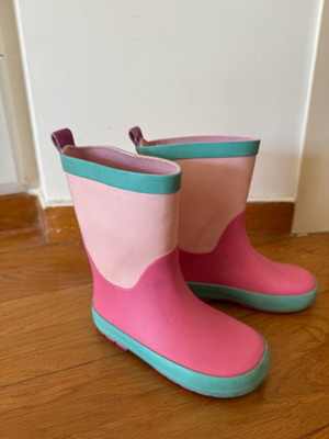 Marks and Spencer girls' boots used, size 25
