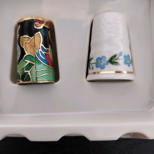 Collectible thimbles, set of 2 pieces