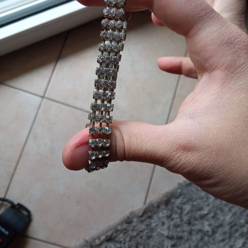 Women's bracelet