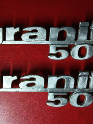 Σετ 2 σήματα αλουμινίου Granit 500
