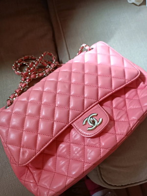Chanel Vintage Αυθεντική Τσάντα Ώμου μεταχειρισμένη, ροζ, με φθορές
