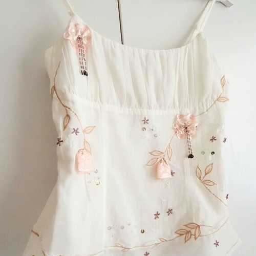 Top with flowers and beads new, size S, white