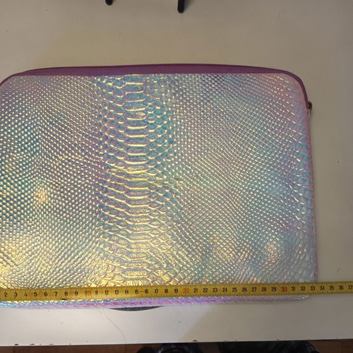 H&M Envelope Type Bag like new, multicolor