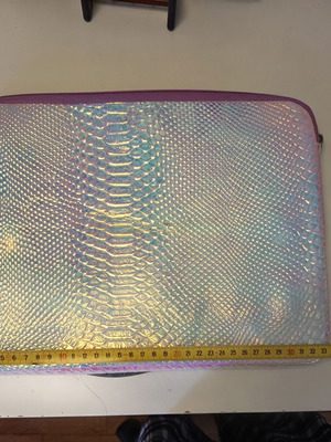 H&M Envelope Type Bag like new, multicolor