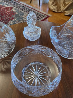 Vintage crystal items like new