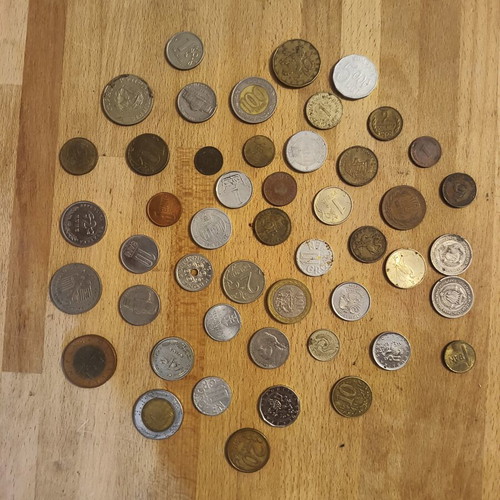 Foreign coins used, pack