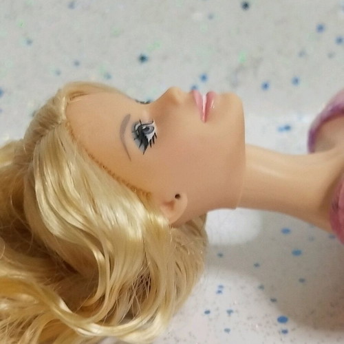 Barbie Birthday Wishes like new with flaws