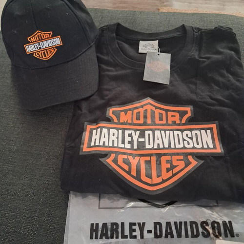 Harley Davidson cap one size and large t-shirt set new