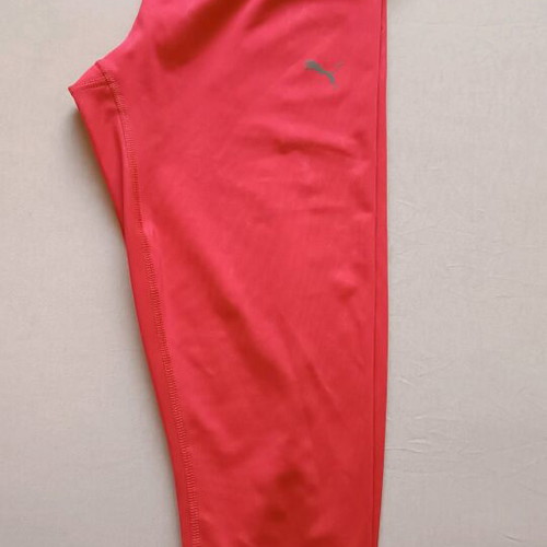 Puma women's 3/4 leggings like new, orange