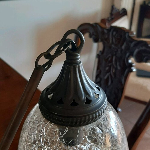 Lamp like new with blown glass and bronze metal