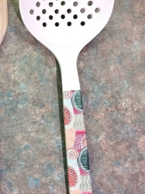 Cooking set with colorful bamboo slotted spoon and wooden spatula like new