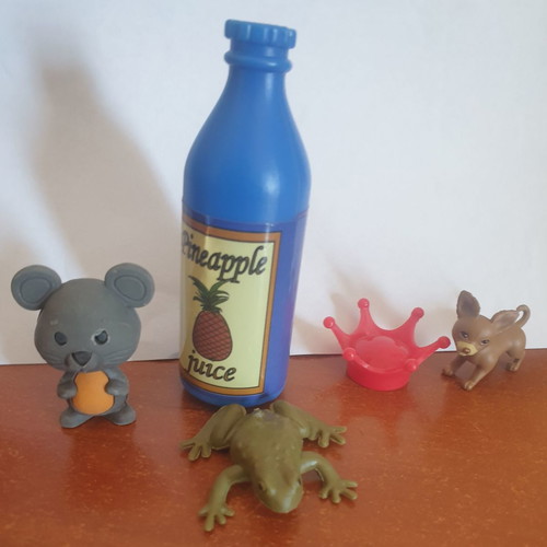 Miniatures used, assorted