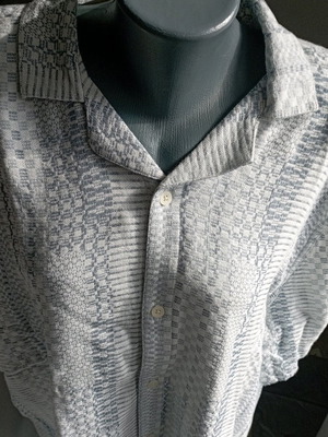 Hollister boxy fit shirt new, short and wide knit style, XL