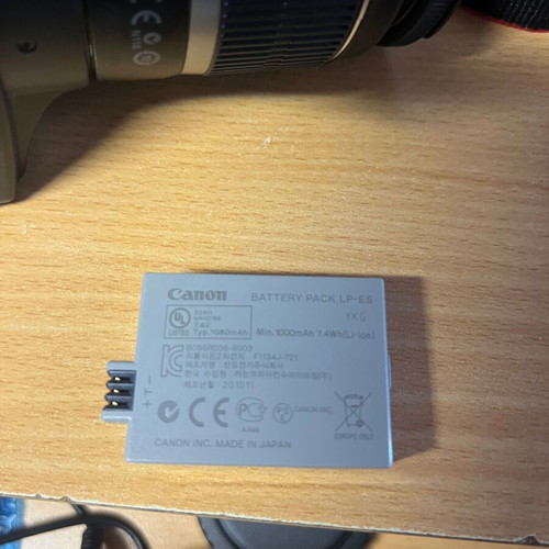 Canon EOS 1000D DSLR camera like new
