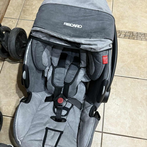stroller chicco Chicco Stroller: Chicco We Cool Grey (Travel Pram)  NXT Sport and Health