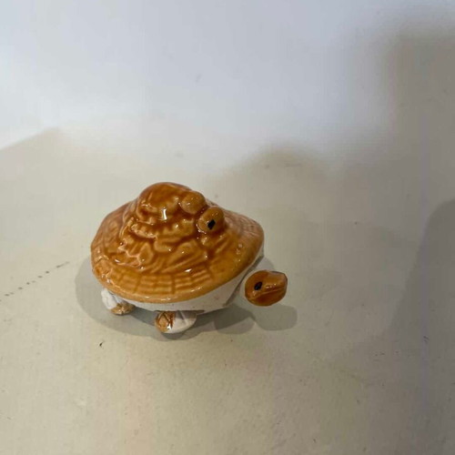 Vintage ceramic Feng Shui turtle decoration with moving head and legs