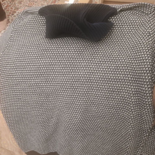 Portobello's men's turtleneck sweater size L like new, black and gray