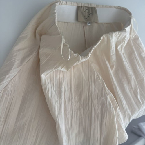 Cori high-waisted shorts like new, beige, airy viscose