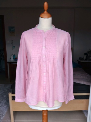 Pink Mango blouse like new, lightweight boho style