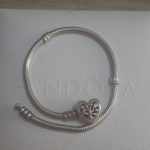 Pandora bracelet 19 cm with heart clasp and family tree zirconia