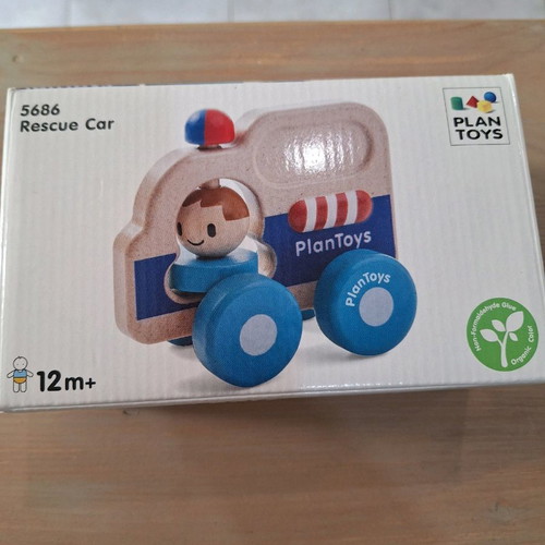 Plan Toys car new for 12+ months
