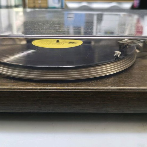 Dual CS130S turntable used with manual operation