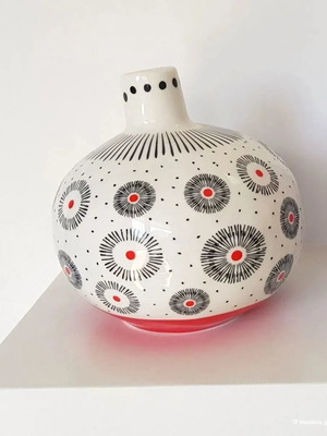 Porcelain vase new 12 cm