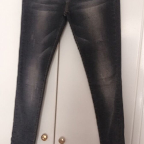Jean skinny elastic like new, size 36, black with gray fading