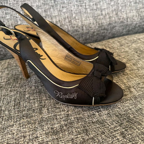 Replay women sandals size 41 like new, black and beige