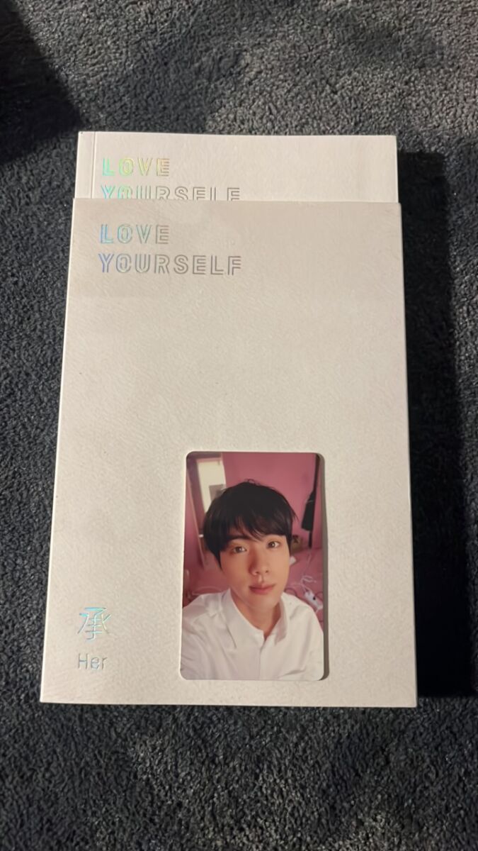 BTS Jin Love Yourself: Her Album like new… - € 9,50 - Vendora.cy