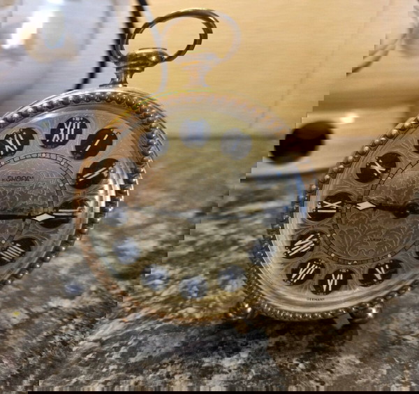 Europa 2 Jewels επιτραπέζιο ρολόι