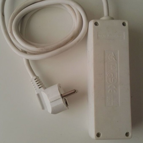 Power strip like new, max 3,500 watts