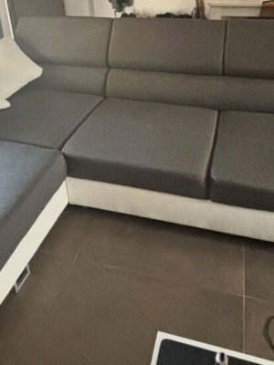 Αριστερός γωνιακός καναπές σαν καινούργιος με αποθηκευτικό χώρο και κρεβάτι